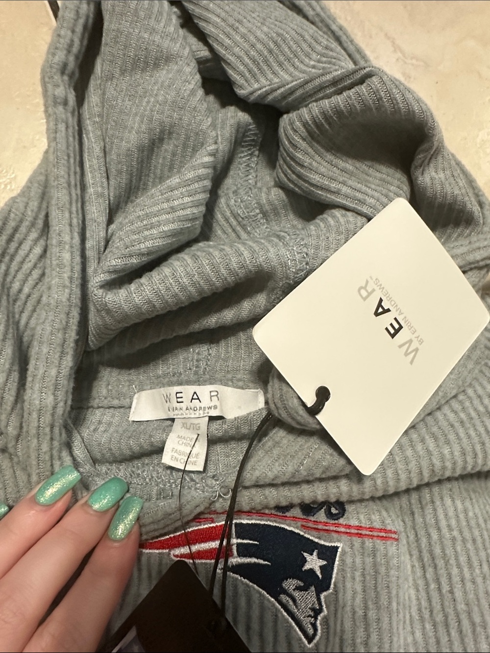 Grey Ribbed New England Patriots Hoodie & Jogger Set - Picture 2 of 6